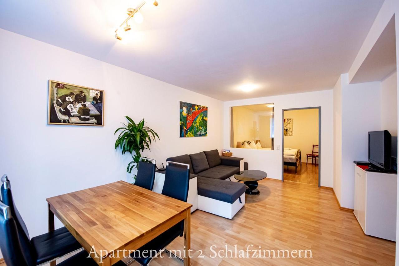 Astoria Apartments Шрунс Екстер'єр фото