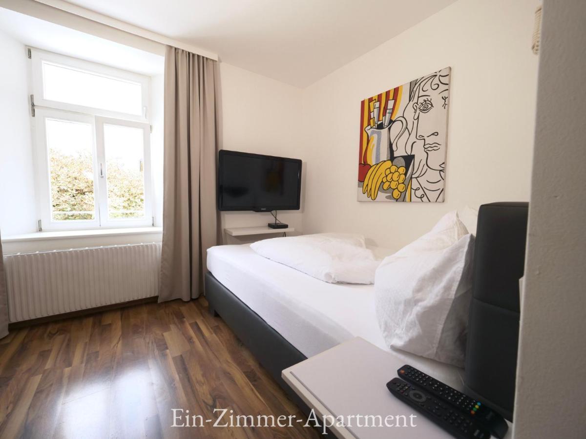 Astoria Apartments Шрунс Екстер'єр фото