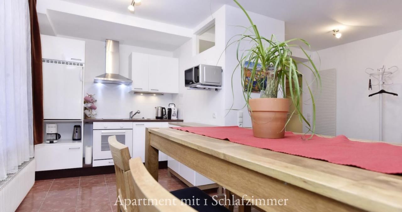 Astoria Apartments Шрунс Екстер'єр фото