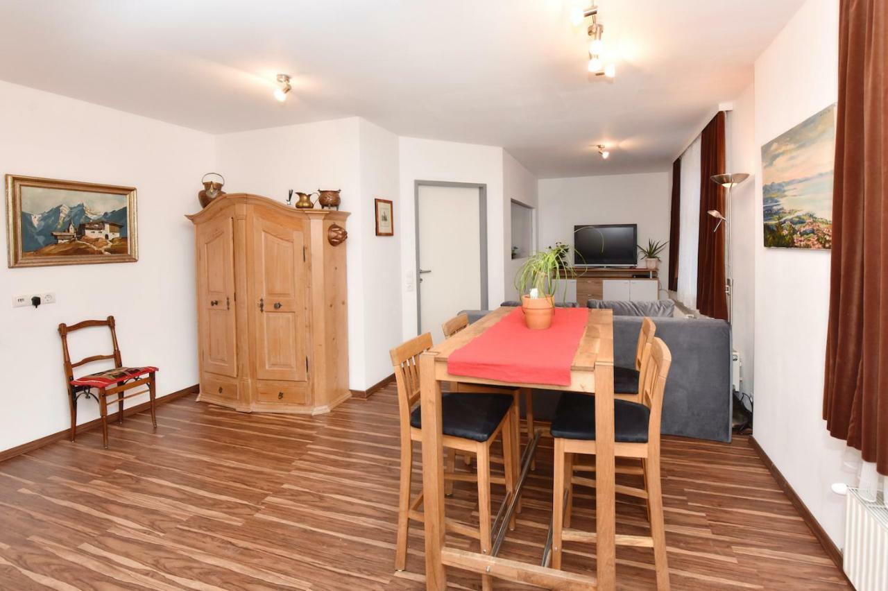 Astoria Apartments Шрунс Екстер'єр фото